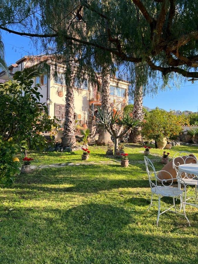La Capanna Di Giuseppe E Maria Bed & Breakfast Taormina Eksteriør bilde